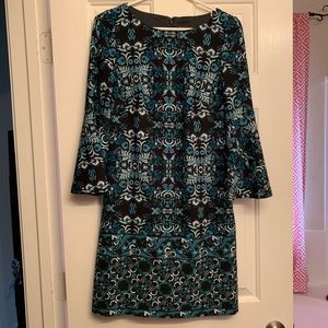 Vince Camuto Sz 4 dress flare sleeves